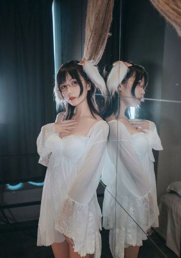 乖乖女是大明星_720在线视频播放