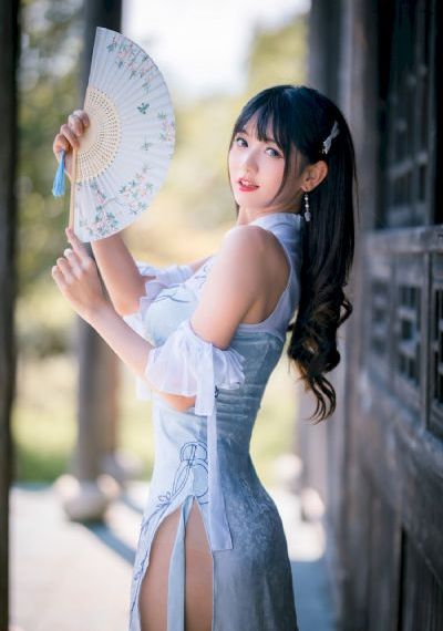 善良的美女秘书_BD韩语在线手机播放